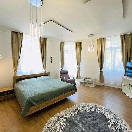 Quiet & Park View - Ulm Mitte Apartamento Exterior foto